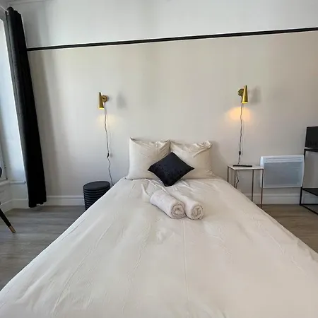 Apartment Atthos Lyon
